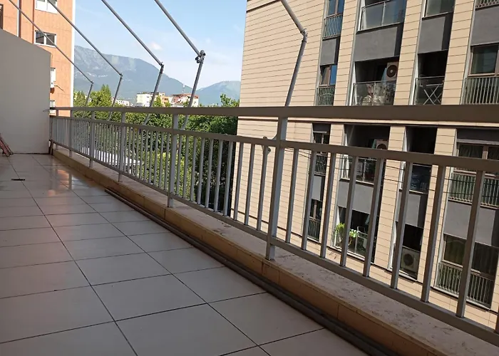 Apartment Royal Tag Opposite Nalu Restaurant